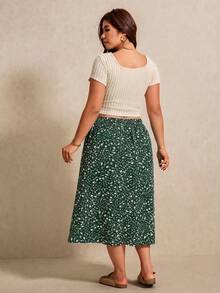 Elaquor Women's Black Crew Neck Knit Top And Printed Split Hem Skirt 2 Piece Set, Plus Size - Dark Green - View 2