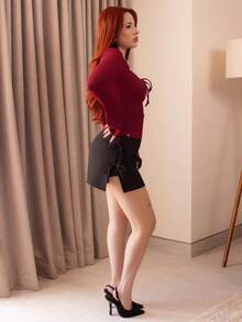 SHEIN Sweetro 女士万圣节、感恩节、新年、派对、通勤、日常、旅行、度假皆宜。红色紧身上衣，酒红色纹理蕾丝饰边蝴蝶结设计喇叭袖弹力T恤，春/秋/冬季款。 - 酒紅色 - 查看 5