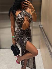 SHEIN SXY 针织扎染条纹印花露背吊带腰部镂空女士性感连衣裙 - 彩色 - 查看 5