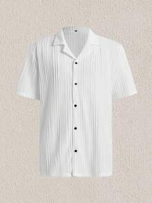 Mercer Haus Camisa casual de manga corta con cuello cubano y botones, con estampado jacquard para hombres - Blanco - Ver 1