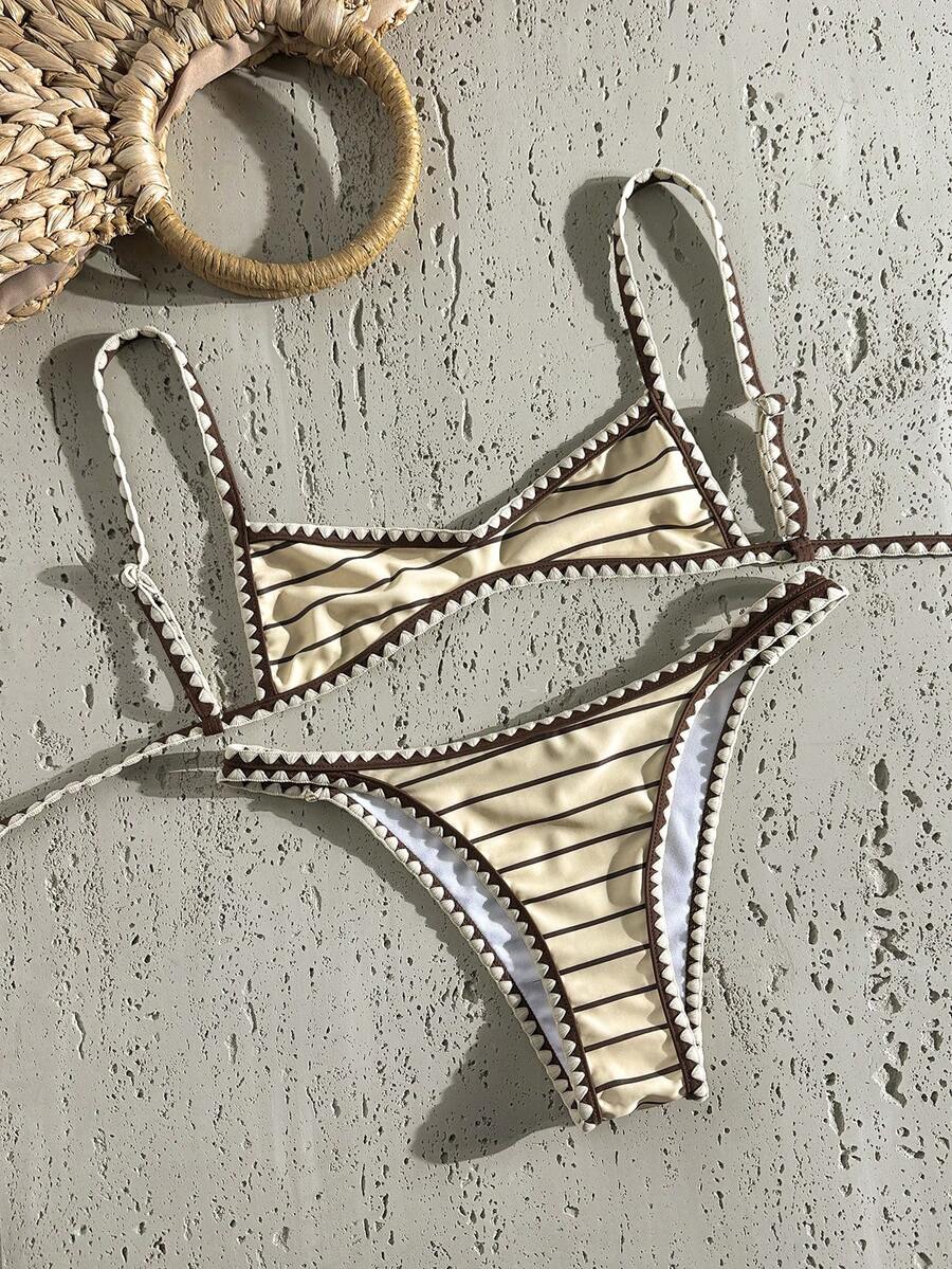 Swim Mod Conjunto de microbikini de mujer con flores en crema, amarillo y rosa, con adorno de crochet, para primavera/verano - Multicolor - Ver 1