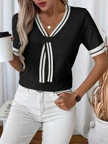 EMERY ROSE Blusa feminina casual de malha com estampa listrada e patchwork, manga curta. - Preto - Ver 5