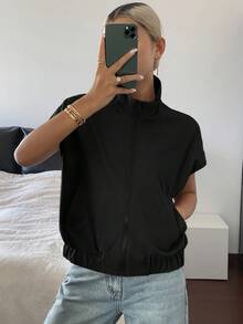 DAZY 女士翻领无袖短款街头休闲背心式薄外套 - 黑色 - 查看 3