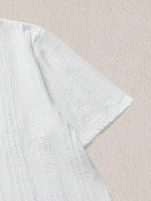 Mercer Haus Camisa casual de manga corta con cuello cubano y botones, con estampado jacquard para hombres - Blanco - Ver 4
