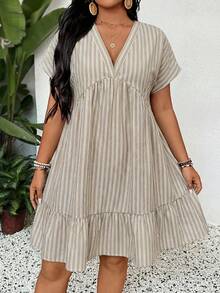 SHEIN LUNE Plus Size Women Beige V-Neck Ruched Casual Boho Party Vacation Beach Dress Summer Zig Zag Elegant - Multicolor - View 3