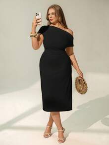 Auralis Plus Size Asymmetric Neckline Fitted Elegant Dress - Black - View 4
