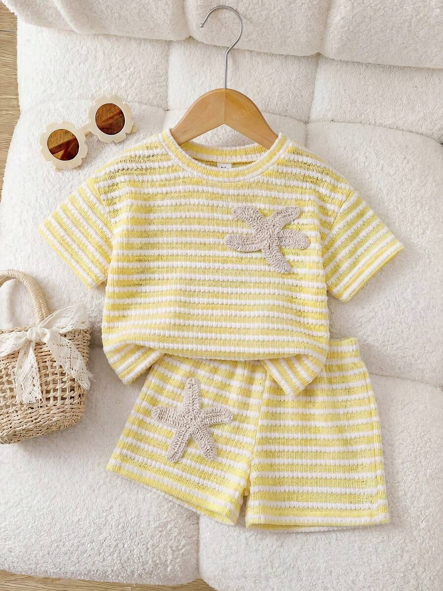 Cozy Pixies 2件套女婴黄色条纹海星刺绣宽松圆领T恤和松紧腰短裤套装,适合外出、海滩、玩耍、室内、室外、休闲、娱乐、运动、节日、派对和各种场合。 - 黃色 - 查看 1