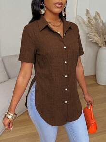 Xyvia Kemeja Kasual Musim Panas Warna Polos dengan Belahan Samping dan Hem Melengkung - Coffee Brown - View 3