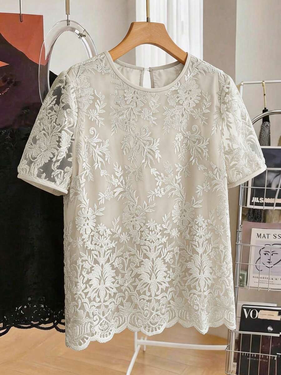 Lacomfia Áo len nữ cỡ lớn, chất liệu mỏng, thêu họa tiết, kiểu dáng tối giản mùa hè. - Màu be - Xem 1