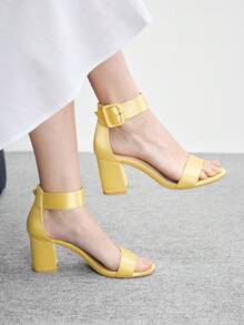 CUCCOO BIZCHIC 女士仿麂皮粗跟踝带凉鞋，适合夏季毕业典礼、舞会、度假、返校季、大学生等场合，优雅百搭，商务休闲，时尚百搭，适合春假、复活节、圣诞节等各种场合。 - 黃色 - 查看 4