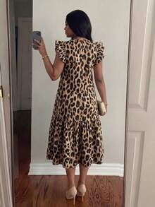 SHEIN Lady Đầm nữ cỡ lớn in họa tiết da báo, cổ tròn, tay ngắn, kiểu dáng thường ngày. - Nhiều màu - Xem 2