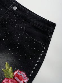 ROMWE MEN Men's Loose Fit Denim Shorts With Sparkling Diamond Floral Embroidery - Black - View 5