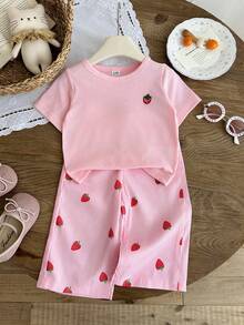 SHEIN Vintaside Kids 女嬰夏季T恤套裝 可愛粉色草莓圓領短袖上衣搭配條紋寬腿褲 親子款俏皮穿搭 - 粉色 - 查看 9