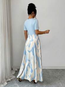 SHEIN Elenzya 女士V领收腰A字连衣裙，饰以抽象黑白图案和金属搭扣，优雅百搭，适合日常、度假、通勤、情人节、约会、街头风、派对、早春/春夏穿着。 - 淺藍色 - 查看 2