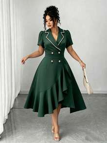 GlowEve CURVE Vestido feminino plus size elegante com mangas cruzadas e babados, ideal para primavera/verão, férias, deslocamento, escritório, festas, Dia de Ação de Graças, Páscoa, Dia Nacional, baile de formatura, encontros, casamentos e atividades ao ar livre. Vestidos de luxo para mulheres, vestido elegante para mulheres, lançamento da coleção, vestido mais recente, vestidos para o escritório, vestido Zanea para mulheres, vestido Yisikado, ternos Yrack para mulheres, vestido de alta qualidade para mulheres, vestido estilo francês, vestido verde esmeralda, vestido com barra de babados, vestido de manga curta, vestidos femininos. - Verde escuro - Ver 1
