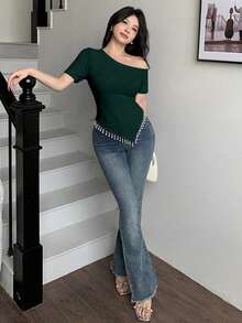 Modelyn 杏色提花不对称领珍珠流苏优雅休闲T恤，适合约会和外出，秋季 - 墨綠色 - 查看 3