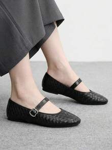 CUCCOO BIZCHIC Giày nữ mũi tròn, kiểu dáng đơn giản và thanh lịch, có khóa cài, đế bằng, phù hợp cho việc đi lại hàng ngày, đi làm và dạo chơi. - màu đen - Xem 1