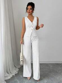SHEIN Elenzya Bộ vest nữ công sở kẻ sọc xanh hải quân và trắng, thiết kế chữ A thắt eo, áo vest không tay kẻ sọc thanh lịch cho công sở hàng ngày, phong cách công sở cổ điển, phù hợp cho mùa hè, ngày Quốc khánh, lễ tốt nghiệp, mùa tựu trường, mùa thu với cúc kim loại trang trí, tinh tế và sang trọng, phù hợp cho trang phục công sở, đi làm, thời trang đường phố, phong cách lãng mạn Pháp, thường ngày, phong cách cổ điển Trung Đông, tiệc trà chiều, tiệc tùng, Lễ Tạ ơn, mùa xuân/hè. - trắng - Xem 6