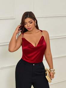 Femmeverse Bodysuit Wanita Ukuran Plus dengan Desain Leher V Seksi, Kancing Dekorasi Logam, Warna Polos - Burgundy - View 4