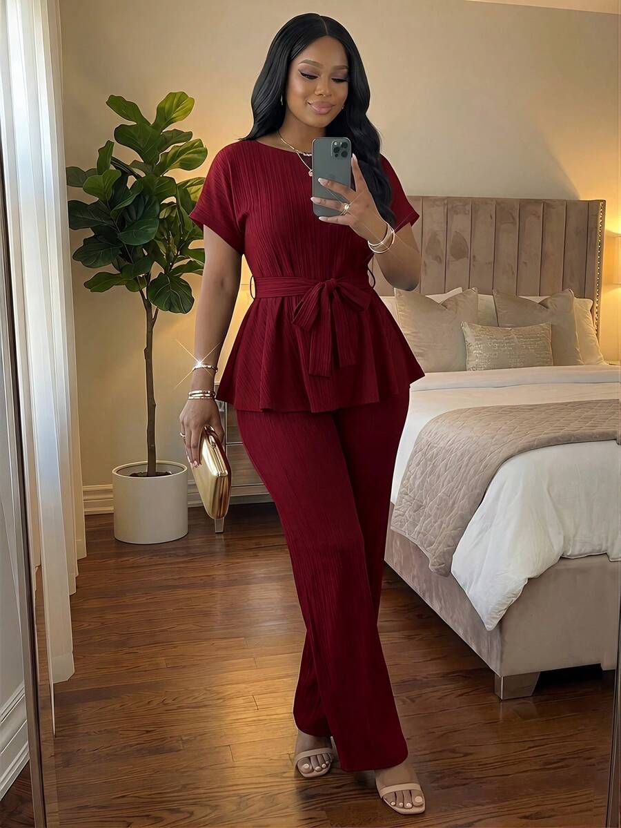 SHEIN Lady Conjunto informal de 2 piezas de pantalón y blusa de manga corta con cuello redondo de unicolor para mujer de talla grande - Burdeos - Ver 1