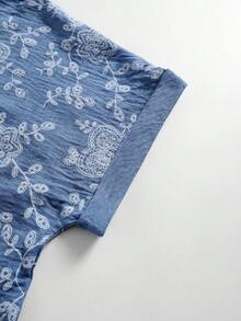 EMERY ROSE 大码女式复古蓝色花卉印花立领短袖上衣，优雅立领花卉印花休闲宽松棉麻混纺短袖衬衫，立领V领设计，宽松版型，时尚印花短袖T恤，适合居家、购物、与朋友聚会、短途旅行及其他日常活动 - 藍色 - 查看 4
