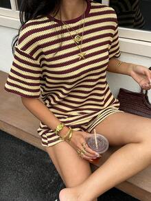 SHEIN EZwear 彩色条纹针织女式圆领短袖上衣和短裤休闲两件套 - 彩色 - 查看 5