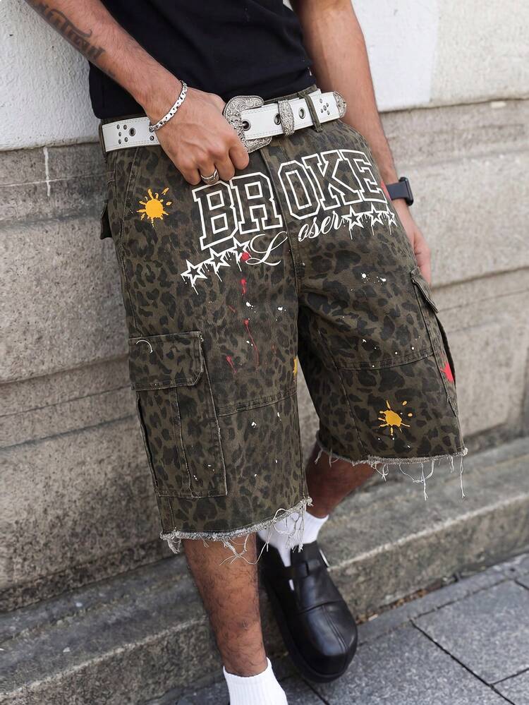 Manfinity EMRG Quần short denim nam in chữ và họa tiết da báo, túi hộp, gấu quần rách. - Nhiều màu - Xem 1