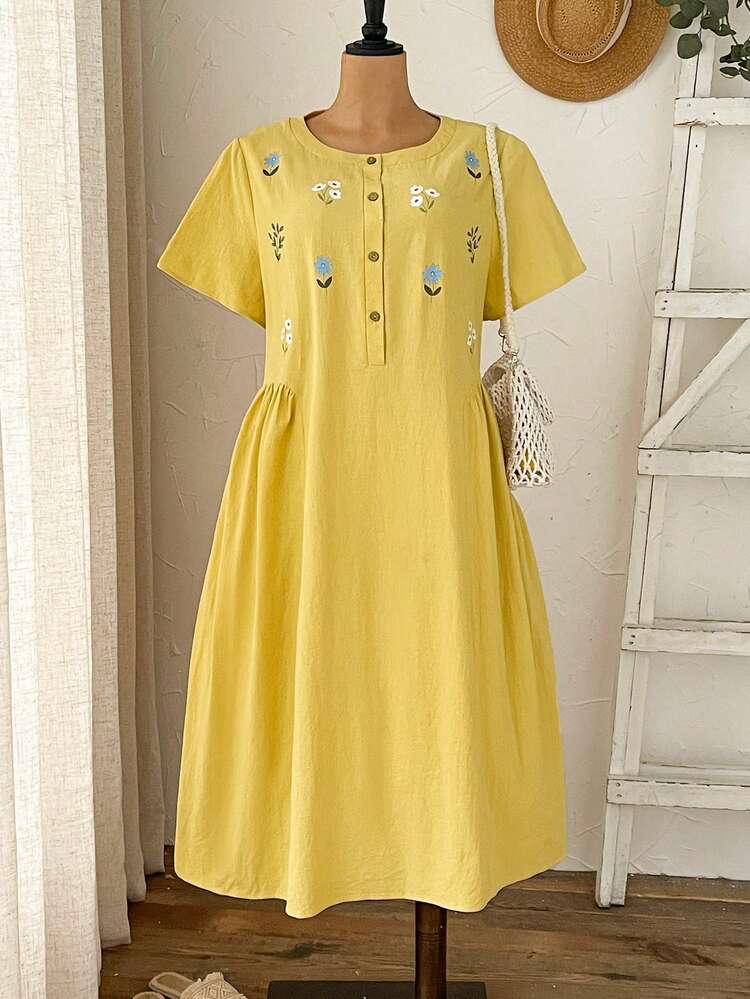 Plus Size Round Neck Short Sleeve Small Ditsy Floral Button Half-Placket Ruffle Dress Summer Summer Outfit For Women Festival Outfits For Women Beach Outfits For Women Vacation Outfits Women Holiday Outfits  For Women Country Concert Outfit  Yellow Dress