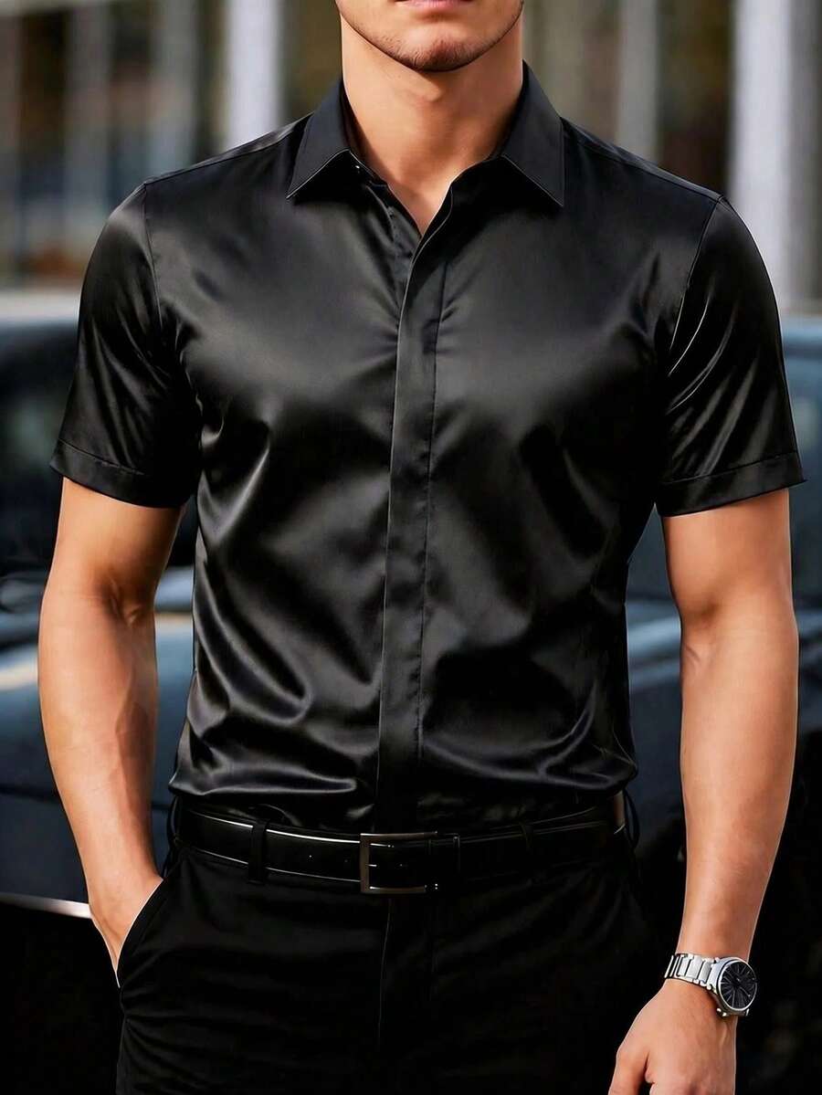 Manfinity AFTRDRK Men's Luxurious High-Gloss Fabric Hidden Button Design Short Sleeve Shirt, Formal - Black - View 1