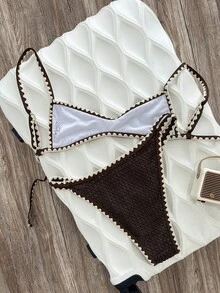 Swim Mod Bikini de mujer para vacaciones de verano en la playa, con bloques de color y textura dentada de tela - Marrón - Ver 2