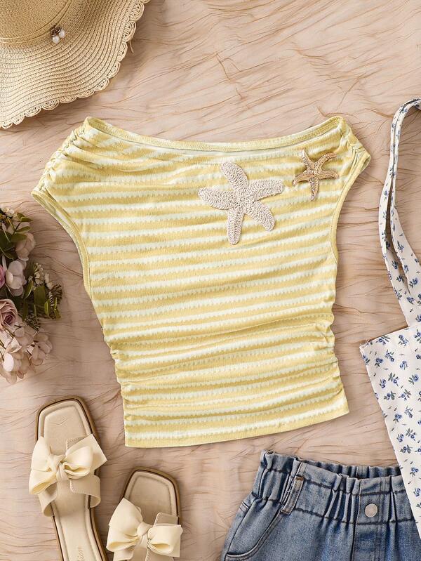Emery Rose Kids Áo vest dệt kim kẻ sọc cho bé gái tuổi teen, kiểu dáng lệch vai, phong cách thường ngày.