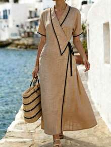 SHEIN Holidaya Đầm nữ dáng suông, tay ngắn, cổ bẻ dài, kiểu dáng thường ngày, thích hợp mặc đi làm, mùa xuân hè, màu mơ có họa tiết phối viền tương phản, phù hợp cho đi làm, mặc hàng ngày, mùa đông, mùa xuân, mùa thu, các cuộc họp, công sở, hẹn hò, trang phục giáo viên chuyên nghiệp, Giáng sinh và năm mới, các buổi gặp gỡ thân mật, du lịch, sang trọng, thanh lịch, tối giản, phù hợp mọi mùa, đi biển, mùa hè, đầm đi nghỉ mát. - Màu be - Xem 7