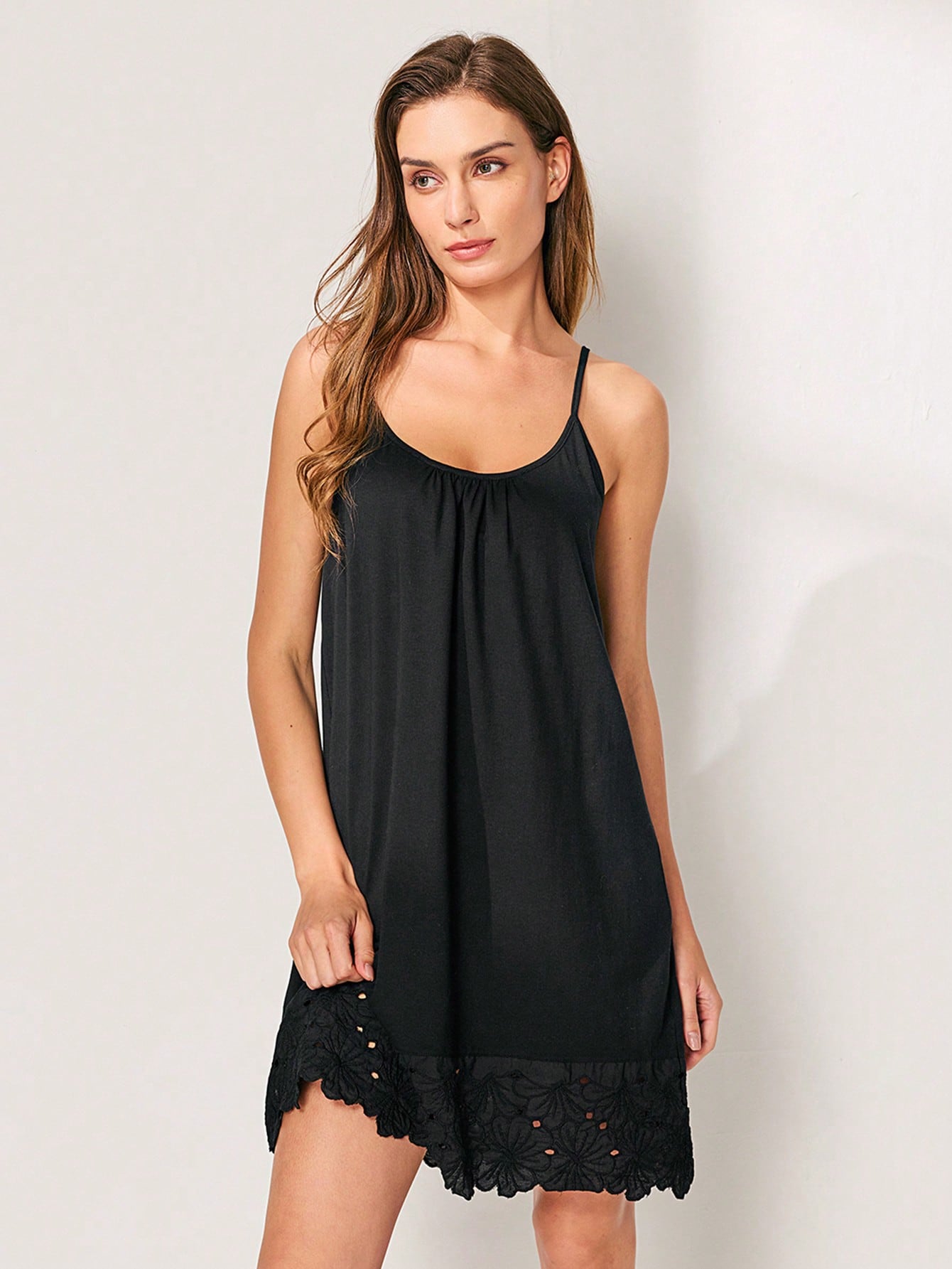 Besticktes, sexy schwarzes Nachthemd aus Baumwolle, Damen Pyjamas Slip Kleid
