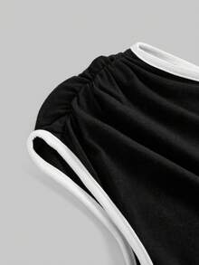 SHEIN Girlism Áo croptop dệt kim bất đối xứng nhún bèo màu đen trắng tương phản dành cho nữ tuổi teen, phong cách thể thao, thời trang, mặc hàng ngày, mùa xuân/hè. - Đen và trắng - Xem 5