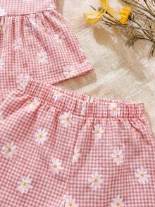 SHEIN 2件套女婴幼儿/新生儿0-3岁休闲日常可爱度假条纹蝴蝶结装饰吊带背心+短裤套装，春夏款 - 粉色 - 查看 7