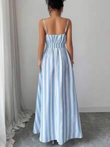 SHEIN Raffinéa Đầm không tay cổ chữ V kẻ sọc xanh nhạt và trắng dành cho nữ mùa hè, kiểu dáng thường ngày đi biển. - Xanh và trắng - Xem 2