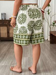 Weeklong Plus Size Women's Casual Loose Straight Leg Printed Shorts - Multicolor - View 2