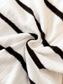 GlowEve Women's Striped Round Neck Short Sleeve Button Design Casual Mid-Length Dress - Black and White - View 3