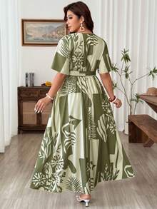 SHEIN LUNE 交叉绑带V领短袖宽松开衩优雅大码女式度假连衣裙 - 彩色 - 查看 2
