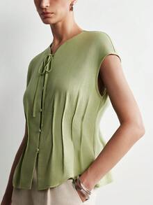 Aalyst Women's Solid Color Front Tie Single-Breasted Cuffed Shirt - Green - View 6