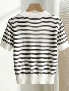 SHEIN Franclia Áo polo tay ngắn cổ bẻ kẻ sọc đen trắng dành cho nữ, chất liệu mềm mại, đa năng, kiểu dáng tối giản, ôm sát, nhẹ, thích hợp mặc đi làm, phong cách thanh lịch, trang phục đi nghỉ mát, trang phục thường ngày cho nữ. - Đen và trắng - Xem 3