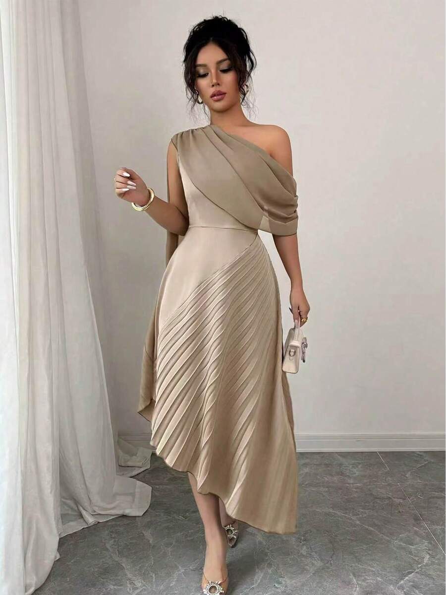 Rafferiza 女士春夏优雅飘逸细肩带褶皱连衣裙 - 卡其色 - 查看 1