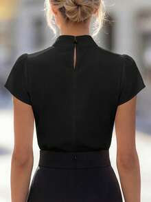 Balvessa Nueva llegada Primavera/Verano Blusa con cuello, plisada, manga corta abullonada, diseño minimalista de unicolor versátil para mujeres - Negro - Ver 2