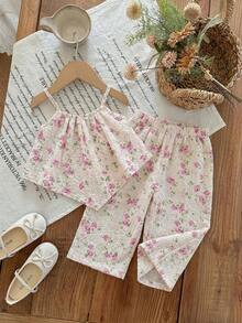 SHEIN LMoss Kids 女婴可爱甜美碎花印花短袖上衣和松紧腰短裤套装 - 彩色 - 查看 1