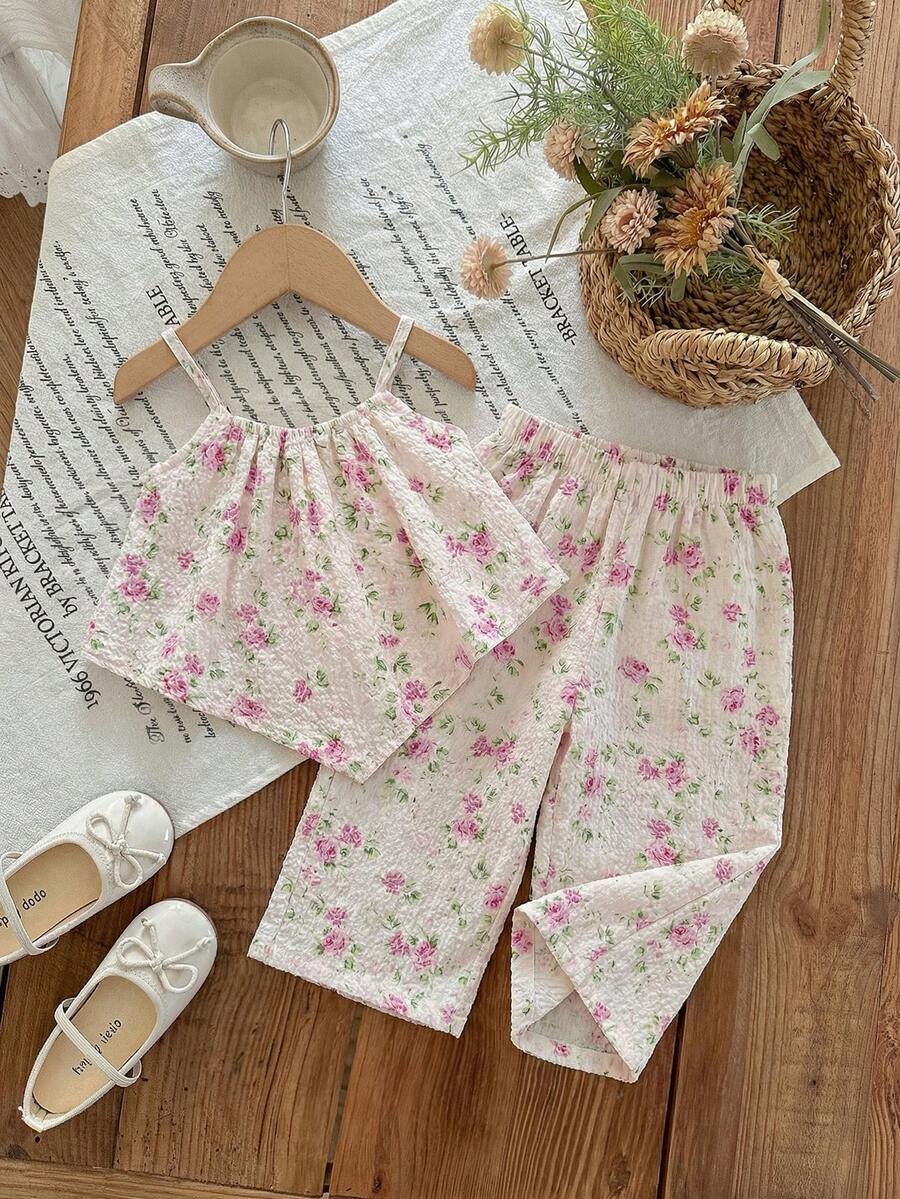 SHEIN LMoss Kids 女婴可爱甜美碎花印花短袖上衣和松紧腰短裤套装 - 彩色 - 查看 1