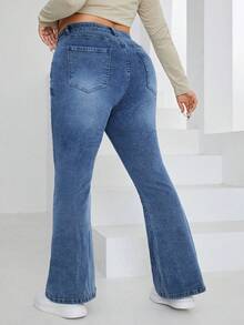 SHEIN ICON Jeans acampanados de tela vaquera lavada para mujer de talla grande, para primavera/verano - Lavado ligero - Ver 2