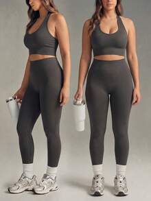 Dewbera Dewbera Setelan Olahraga Wanita Ukuran Plus: Atasan Tank Top Model Halter Neck Pendek Warna Polos dan Legging Pinggang Tinggi - Dark Grey - View 1