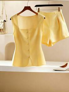 Franclia Bộ đồ hè 2 món dành cho nữ, áo không tay cổ vuông với thiết kế cúc phối màu tương phản, dáng chữ H, cạp cao, kiểu dáng cơ bản, chất liệu vải dệt, đa năng, phù hợp cho cả mặc thường ngày và đi làm. - Màu vàng - Xem 5
