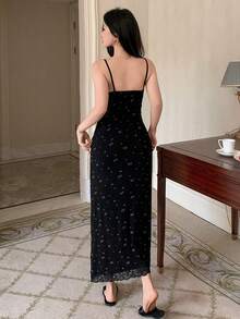 DAZY Vestido de ajuste ceñido con tirantes finos, estampado de lazo y parches de encaje, ropa de dormir de verano para mujeres - Negro - Ver 2