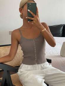 DAZY 女士纯色修身V领弹力薄款休闲夏季开衫 - 卡其色 - 查看 5